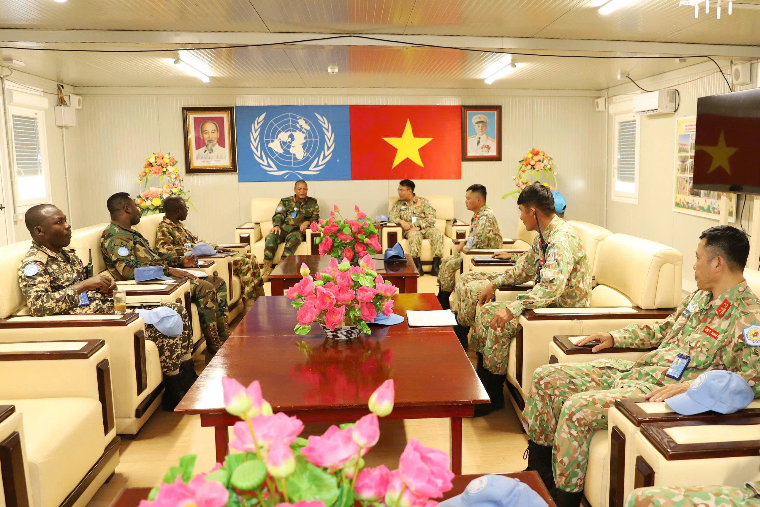 /UploadStore/admin/251029 tham dcb4/e9794eff6452e90cb043.jpg